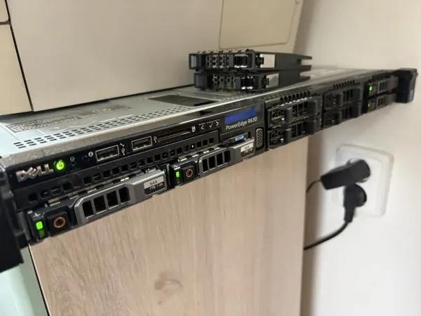 Serverová technika při přípravě a servisu